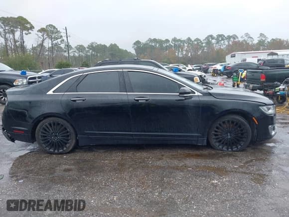 ✅ 2017 Lincoln MKZ Hybrid Reserve • VIN: 3LN6L5MU0HR602531 • Lot: 43642664. Wystawiony na IAAI z przebiegiem 247 032 mil. Bezpłatny archiwum sprzedaży aukcyjnych z USA i szczegółowy raport historii pojazdu na DreamBid. Zdjęcie 13.