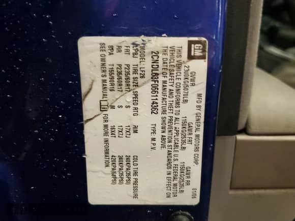 2006 Chevrolet Equinox LT z VIN 2CNDL63F066114362, wystawiony jako Copart lot #61410965 z przebiegiem 163 184 mil mil oraz Czysty tytuł • Clean title. Historia ofert i sprzedaży dostępna na DreamBid. Obrazek 13.