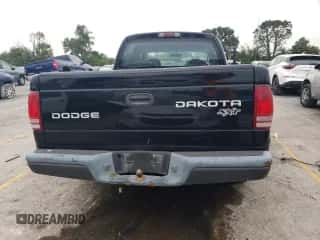 ✅ 2004 Dodge Dakota Sport • VIN: 1D7HL38K04S553703 • Лот: 70974374. Размещён на Copart с пробегом Не указан миль. Получите бесплатный доступ к архиву аукционных продаж из США и посмотрите подробный отчёт об истории автомобиля на DreamBid. Изображение 6.