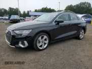 ✅ 2022 Audi A3 Premium • VIN: WAUAUDGY1NA037407 • Lot: 67620165. Wystawiony na Copart z przebiegiem 70 952 mil. Bezpłatny archiwum sprzedaży aukcyjnych z USA i szczegółowy raport historii pojazdu na DreamBid. Zdjęcie 1.