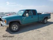 ✅ 1995 GMC Sierra 2500 • VIN: 1GTGK29N1SE510009 • Lot: 64724814. Listed on Copart with 201,233 mi. Free auction sales archive from the USA and detailed vehicle history report at DreamBid. Image 1.