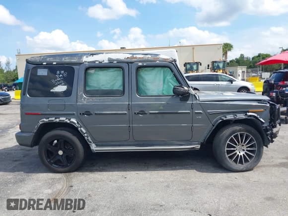 ✅ 2019 Mercedes-Benz G 550 • VIN: WDCYC6BJ2KX332061 • Лот: 42563095. Опубликован ранее на IAAI с пробегом Не указан. Бесплатный доступ к архиву аукционных продаж из США и подробный отчёт об истории автомобиля на DreamBid. Изображение 12.