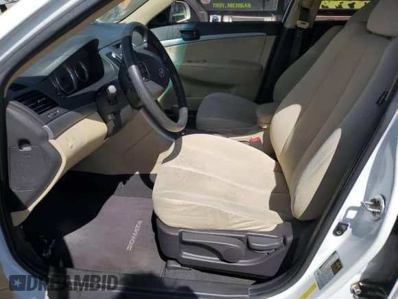 2010 Hyundai Sonata GLS с VIN 5NPET4AC9AH588532, выставлен на аукционе Copart как лот 71442605 с пробегом Не указан миль и На запчасти • Non repairable. История ставок и продаж доступна на DreamBid. Изображение 7.