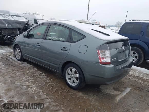 ✅ 2004 Toyota Prius • VIN: JTDKB20U240114766 • Lot: 43819765. Wystawiony na IAAI z przebiegiem 146 164 mil. Bezpłatny archiwum sprzedaży aukcyjnych z USA i szczegółowy raport historii pojazdu na DreamBid. Zdjęcie 3.