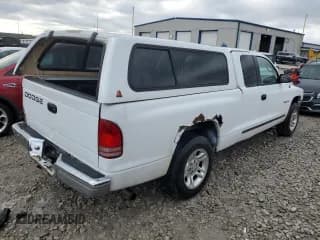 ✅ 2001 Dodge Dakota • VIN: 1B7GL22X61S343302 • Lot: 85501134. Wystawiony na Copart z przebiegiem 170 049 mil. Bezpłatny archiwum sprzedaży aukcyjnych z USA i szczegółowy raport historii pojazdu na DreamBid. Zdjęcie 3.