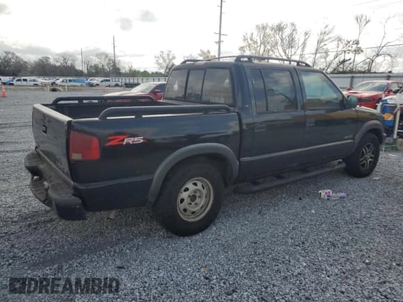 ✅ 2002 Chevrolet S-10 LS • VIN: 1GCDT13W42K238648 • Лот: 45880505. Опубликован ранее на Copart с пробегом 277 654 миль. Бесплатный доступ к архиву аукционных продаж из США и подробный отчёт об истории автомобиля на DreamBid. Изображение 3.