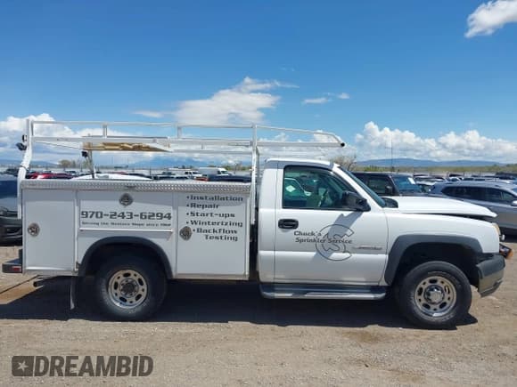 ✅ 2005 Chevrolet Silverado 2500HD Work Truck • VIN: 1GBHC24U55E285764 • Лот: 42167919. Опубликован ранее на IAAI с пробегом 113 960 миль. Бесплатный доступ к архиву аукционных продаж из США и подробный отчёт об истории автомобиля на DreamBid. Изображение 13.