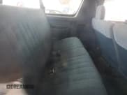 ✅ 1994 Ford Bronco Eddie Bauer • VIN: 1FMEU15N8RLB23170 • Lot: 68439655. Wystawiony na Copart z przebiegiem Nie podano. Bezpłatny archiwum sprzedaży aukcyjnych z USA i szczegółowy raport historii pojazdu na DreamBid. Zdjęcie 10.