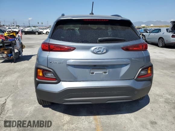✅ 2018 Hyundai Kona SEL • VIN: KM8K62AA1JU158282 • Лот: 70139883. Опубликован ранее на Copart с пробегом 24 011 миль. Бесплатный доступ к архиву аукционных продаж из США и подробный отчёт об истории автомобиля на DreamBid. Изображение 6.