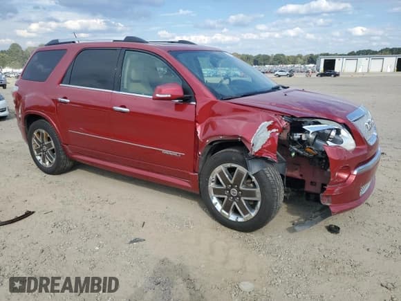 ✅ 2012 GMC Acadia Denali • VIN: 1GKKRTED9CJ404395 • Lot: 87207245. Listed on Copart with 214,958 mi. Free auction sales archive from the USA and detailed vehicle history report at DreamBid. Image 4.