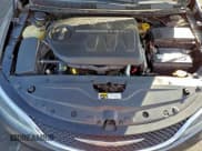 ✅ 2015 Chrysler 200 Limited • VIN: 1C3CCCAG8FN734032 • Лот: 93714275. Опубликован ранее на Copart с пробегом 117 835 миль. Бесплатный доступ к архиву аукционных продаж из США и подробный отчёт об истории автомобиля на DreamBid. Изображение 11.