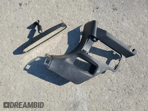 ✅ 2005 Honda Accord EX-L • VIN: 1HGCM72625A016666 • Lot: 81163285. Wystawiony na Copart z przebiegiem 244 969 mil. Bezpłatny archiwum sprzedaży aukcyjnych z USA i szczegółowy raport historii pojazdu na DreamBid. Zdjęcie 12.