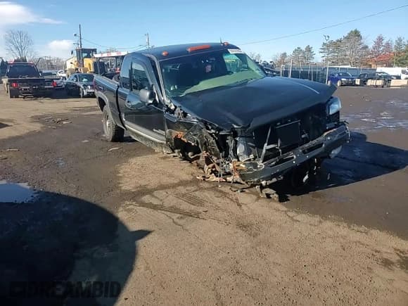 ✅ 2003 Chevrolet Silverado 2500HD LS • VIN: 1GCHK29193E212908 • Lot: 86695954. Wystawiony na Copart z przebiegiem 90 342 mil. Bezpłatny archiwum sprzedaży aukcyjnych z USA i szczegółowy raport historii pojazdu na DreamBid. Zdjęcie 10.