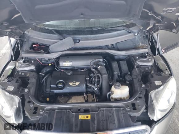 ✅ 2013 MINI Countryman S • VIN: WMWZC3C5XDWP22700 • Lot: 57153995. Listed on Copart with 108,344 mi. Free auction sales archive from the USA and detailed vehicle history report at DreamBid. Image 11.