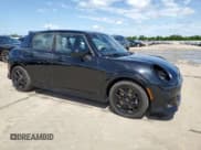 ✅ 2025 MINI Hardtop 4 Door Cooper S • VIN: WMW53GD08S2W72585 • Лот: 54405435. Опубликован ранее на Copart с пробегом 457 миль. Бесплатный доступ к архиву аукционных продаж из США и подробный отчёт об истории автомобиля на DreamBid. Изображение 4.