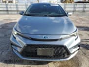 ✅ 2023 Toyota Corolla Hybrid LE • VIN: JTDBCMFE6PJ004231 • Lot: 82152615. Wystawiony na Copart z przebiegiem 97 142 mil. Bezpłatny archiwum sprzedaży aukcyjnych z USA i szczegółowy raport historii pojazdu na DreamBid. Zdjęcie 5.
