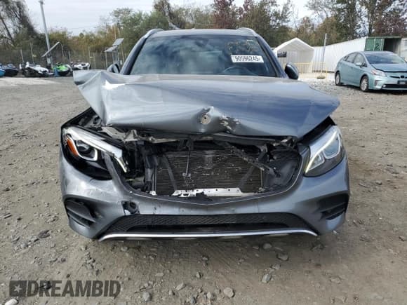 ✅ 2017 Mercedes-Benz GLC 300 • VIN: WDC0G4KB7HF123802 • Lot: 90596245. Wystawiony na Copart z przebiegiem 100 995 mil. Bezpłatny archiwum sprzedaży aukcyjnych z USA i szczegółowy raport historii pojazdu na DreamBid. Zdjęcie 5.