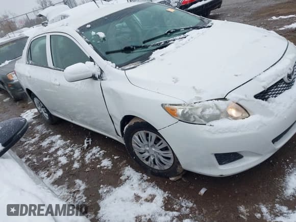 ✅ 2010 Toyota Corolla S • VIN: 1NXBU4EE9AZ317094 • Лот: 43628945. Опубликован ранее на IAAI с пробегом 117 811 миль. Бесплатный доступ к архиву аукционных продаж из США и подробный отчёт об истории автомобиля на DreamBid. Изображение 1.
