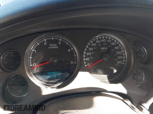 ✅ 2007 Chevrolet Silverado 2500HD 1LT • VIN: 1GCHK23647F553914 • Лот: 43413805. Опубликован ранее на IAAI с пробегом 235 158 миль. Бесплатный доступ к архиву аукционных продаж из США и подробный отчёт об истории автомобиля на DreamBid. Изображение 7.