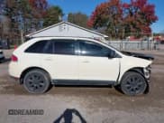 ✅ 2007 Lincoln MKX • VIN: 2LMDU88C27BJ34181 • Lot: 43673960. Wystawiony na IAAI z przebiegiem 161 451 mil. Bezpłatny archiwum sprzedaży aukcyjnych z USA i szczegółowy raport historii pojazdu na DreamBid. Zdjęcie 14.