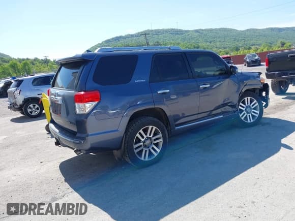 ✅ 2012 Toyota 4Runner SR5 • VIN: JTEBU5JR7C5102762 • Lot: 42231649. Listed on IAAI with 144,037 mi. Free auction sales archive from the USA and detailed vehicle history report at DreamBid. Image 4.