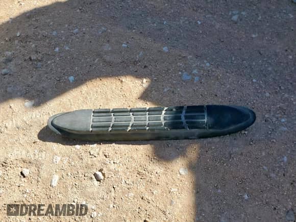 2018 Chevrolet Silverado 1500 LT z VIN 3GCPCREH3JG476670, wystawiony jako Copart lot #86244285 z przebiegiem 110 585 mil mil oraz Szkoda całkowita • Salvage title. Historia ofert i sprzedaży dostępna na DreamBid. Obrazek 12.