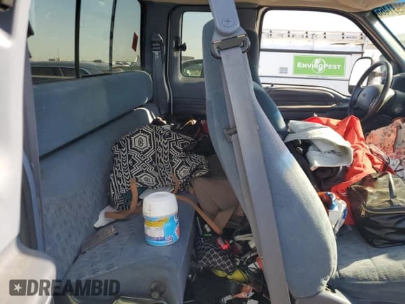 ✅ 1999 Ford F-250 XL • VIN: 1FTNX21S4XEA61135 • Lot: 60931465. Listed on Copart with 177,792 mi. Free auction sales archive from the USA and detailed vehicle history report at DreamBid. Image 10.