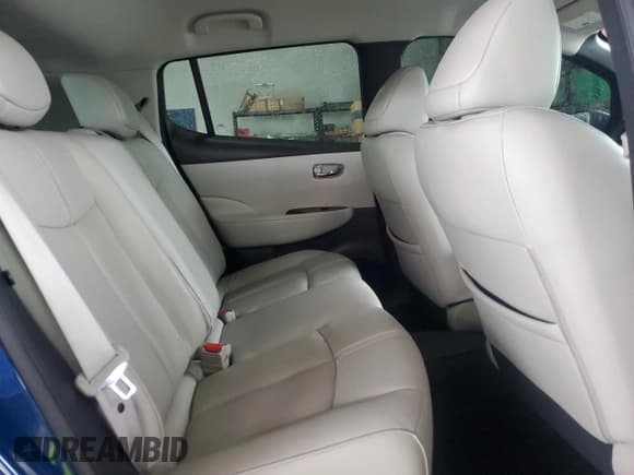 ✅ 2019 Nissan LEAF SL • VIN: 1N4AZ1CP9KC303388 • Лот: 73314254. Опубликован ранее на Copart с пробегом 30 463 миль. Бесплатный доступ к архиву аукционных продаж из США и подробный отчёт об истории автомобиля на DreamBid. Изображение 12.