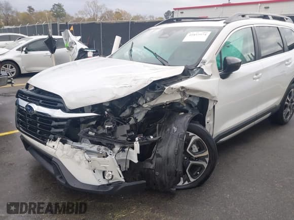 ✅ 2024 Subaru Ascent Limited • VIN: 4S4WMAUD6R3437560 • Lot: 41853574. Listed on IAAI with 19,423 mi. Free auction sales archive from the USA and detailed vehicle history report at DreamBid. Image 6.