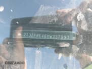 ✅ 2017 Toyota RAV4 LE • VIN: 2T3ZFREV6HW337990 • Lot: 40804909. Wystawiony na IAAI z przebiegiem 152 733 mil. Bezpłatny archiwum sprzedaży aukcyjnych z USA i szczegółowy raport historii pojazdu na DreamBid. Zdjęcie 9.