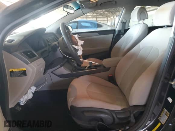 2015 Hyundai Sonata SE с VIN 5NPE24AF7FH151343, выставлен на аукционе Copart как лот 82783555 с пробегом 143 667 миль миль и Списание • Salvage title. История ставок и продаж доступна на DreamBid. Изображение 7.