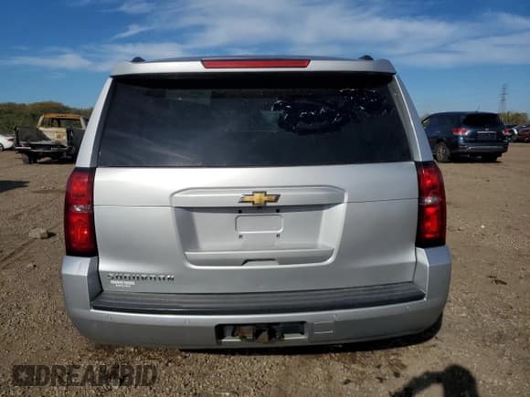 ✅ 2016 Chevrolet Suburban LS • VIN: 1GNSKGKC3GR166450 • Lot: 90118295. Listed on Copart with 144,145 mi. Free auction sales archive from the USA and detailed vehicle history report at DreamBid. Image 6.