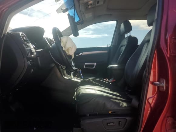 ✅ 2012 Chevrolet Captiva Sport LTZ • VIN: 3GNFL4E52CS657030 • Lot: 87184564. Wystawiony na Copart z przebiegiem 125 902 mil. Bezpłatny archiwum sprzedaży aukcyjnych z USA i szczegółowy raport historii pojazdu na DreamBid. Zdjęcie 7.