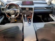 ✅ 2017 Lexus RX 350 • VIN: 2T2ZZMCA2HC087986 • Lot: 92116245. Wystawiony na Copart z przebiegiem 203 175 mil. Bezpłatny archiwum sprzedaży aukcyjnych z USA i szczegółowy raport historii pojazdu na DreamBid. Zdjęcie 8.