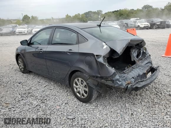 ✅ 2013 Hyundai Accent GLS • VIN: KMHCT4AE5DU293913 • Лот: 70254374. Опубликован ранее на Copart с пробегом 161 227 миль. Бесплатный доступ к архиву аукционных продаж из США и подробный отчёт об истории автомобиля на DreamBid. Изображение 2.