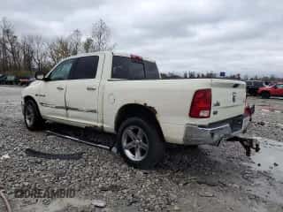 ✅ 2010 Dodge 1500 SLT • VIN: 1D7RV1CT8AS227162 • Лот: 79141064. Размещён на Copart с пробегом 140 440 миль миль. Получите бесплатный доступ к архиву аукционных продаж из США и посмотрите подробный отчёт об истории автомобиля на DreamBid. Изображение 2.