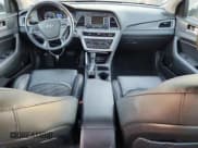 ✅ 2015 Hyundai Sonata Limited • VIN: 5NPE34AF9FH044033 • Лот: 91979335. Опубликован ранее на Copart с пробегом 134 437 миль. Бесплатный доступ к архиву аукционных продаж из США и подробный отчёт об истории автомобиля на DreamBid. Изображение 8.