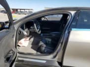 ✅ 2022 Lucid Air Grand Touring • VIN: 50EA1GBA9NA004285 • Lot: 82369014. Wystawiony na Copart z przebiegiem 27 451 mil. Bezpłatny archiwum sprzedaży aukcyjnych z USA i szczegółowy raport historii pojazdu na DreamBid. Zdjęcie 7.