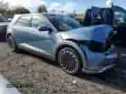 2023 Hyundai Ioniq 5 Limited с VIN KM8KRDAF7PU127920, выставлен на аукционе Copart как лот 82553215 с пробегом 36 676 миль миль и Списание • Salvage title. История ставок и продаж доступна на DreamBid. Изображение 4.