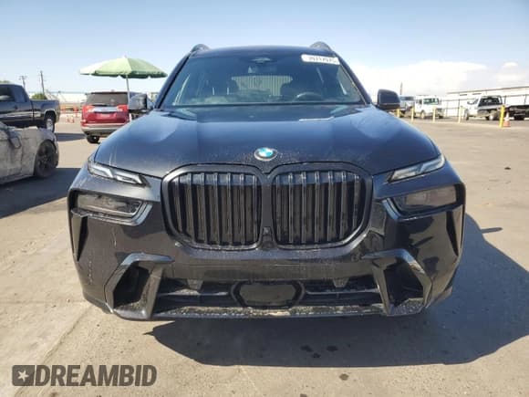 ✅ 2025 BMW X7 xDrive40i • VIN: 5UX23EM08S9W58217 • Lot: 70717075. Listed on Copart with 17,386 mi. Free auction sales archive from the USA and detailed vehicle history report at DreamBid. Image 5.