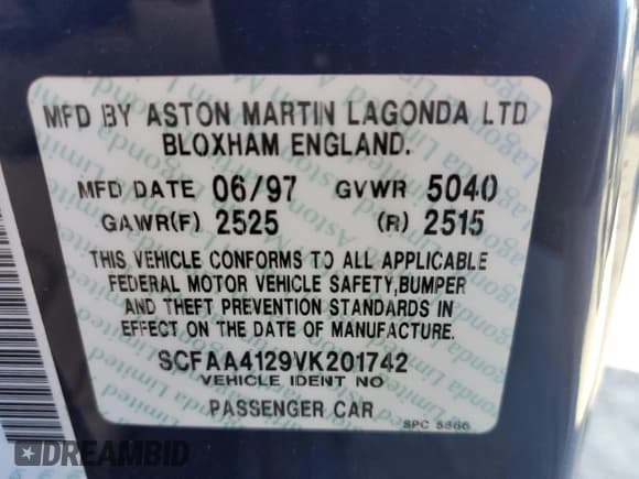 ✅ 1997 Aston Martin DB7 • VIN: SCFAA4129VK201742 • Лот: 48163695. Опубликован ранее на Copart с пробегом 46 455 миль. Бесплатный доступ к архиву аукционных продаж из США и подробный отчёт об истории автомобиля на DreamBid. Изображение 12.