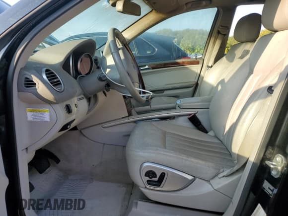 ✅ 2007 Mercedes-Benz M 320 CDI • VIN: 4JGBB22E97A216372 • Лот: 80870465. Опубликован ранее на Copart с пробегом Не указан. Бесплатный доступ к архиву аукционных продаж из США и подробный отчёт об истории автомобиля на DreamBid. Изображение 7.