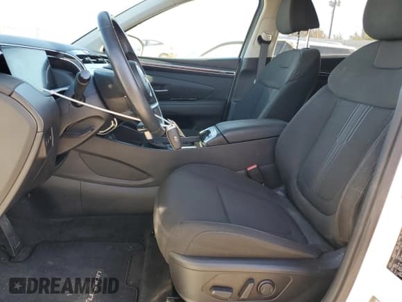 ✅ 2022 Hyundai Tucson N Line • VIN: KM8JF3AE7NU111929 • Lot: 83697064. Wystawiony na Copart z przebiegiem 24 653 mil. Bezpłatny archiwum sprzedaży aukcyjnych z USA i szczegółowy raport historii pojazdu na DreamBid. Zdjęcie 7.