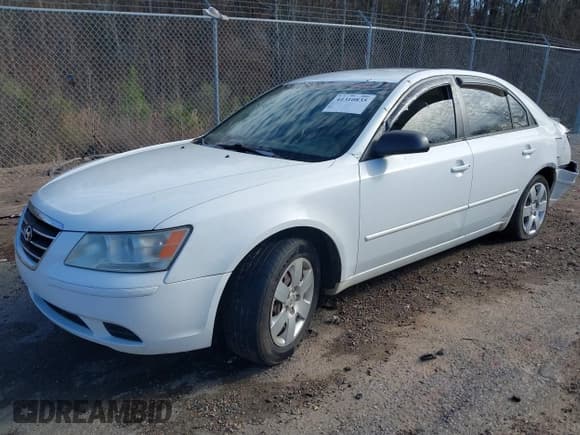 ✅ 2009 Hyundai Sonata GLS • VIN: 5NPET46F09H470450 • Лот: 41310835. Опубликован ранее на IAAI с пробегом 181 944 миль. Бесплатный доступ к архиву аукционных продаж из США и подробный отчёт об истории автомобиля на DreamBid. Изображение 2.