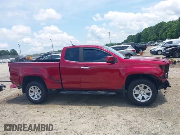 ✅ 2018 Chevrolet Colorado 2WD LT • VIN: 1GCHSCEA6J1293074 • Lot: 42468753. Listed on IAAI with 49,061 mi. Free auction sales archive from the USA and detailed vehicle history report at DreamBid. Image 14.