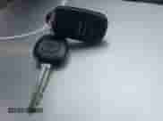 2001 Toyota Highlander z VIN JTEGF21A010014509, wystawiony jako IAAI lot #41512700 z przebiegiem 165 065 mil mil oraz . Historia ofert i sprzedaży dostępna na DreamBid. Obrazek 11.