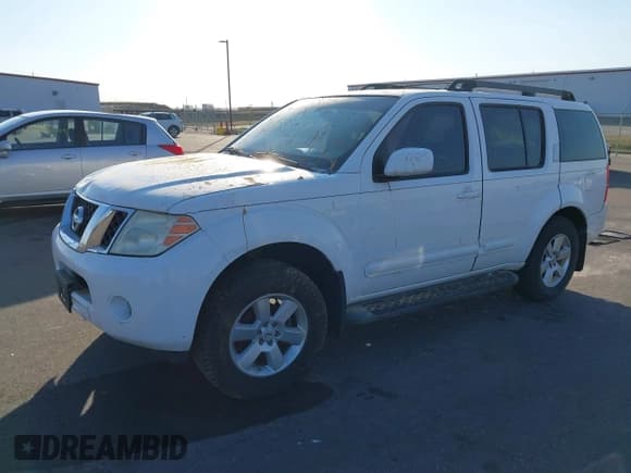 ✅ 2008 Nissan Pathfinder S • VIN: 5N1AR18B18C622019 • Лот: 40521522. Опубликован ранее на IAAI с пробегом 157 749 миль. Бесплатный доступ к архиву аукционных продаж из США и подробный отчёт об истории автомобиля на DreamBid. Изображение 18.