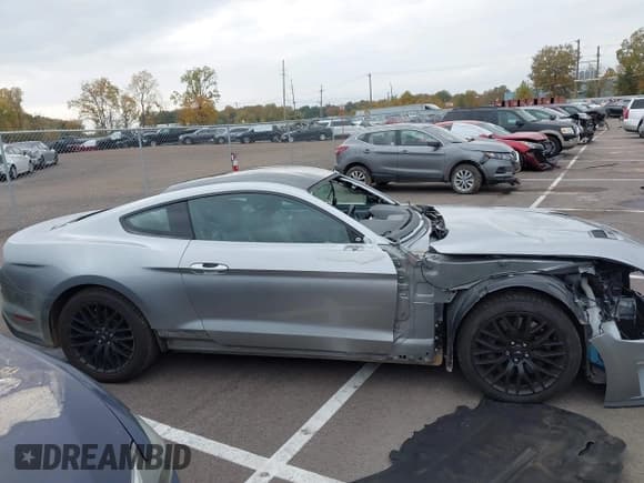 ✅ 2021 Ford Mustang GT Premium • VIN: 1FA6P8CFXM5111061 • Lot: 43574919. Wystawiony na IAAI z przebiegiem 22 551 mil. Bezpłatny archiwum sprzedaży aukcyjnych z USA i szczegółowy raport historii pojazdu na DreamBid. Zdjęcie 14.