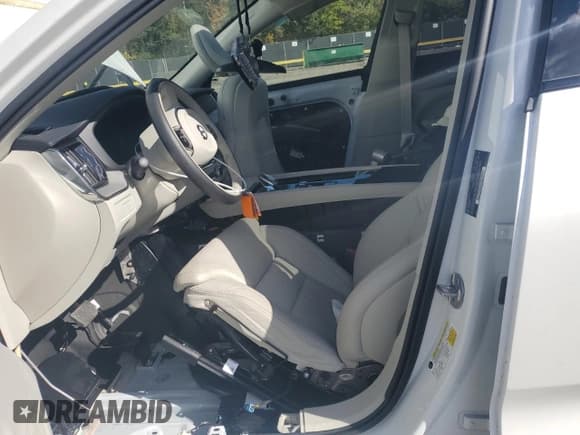 ✅ 2025 Volvo XC60 Ultra • VIN: YV4H60RM3S1054510 • Lot: 85726705. Listed on Copart with Not provided. Free auction sales archive from the USA and detailed vehicle history report at DreamBid. Image 7.