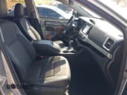 ✅ 2017 Toyota Highlander LE • VIN: 5TDZZRFH3HS188262 • Lot: 41976037. Wystawiony na IAAI z przebiegiem 112 777 mil. Bezpłatny archiwum sprzedaży aukcyjnych z USA i szczegółowy raport historii pojazdu na DreamBid. Zdjęcie 5.